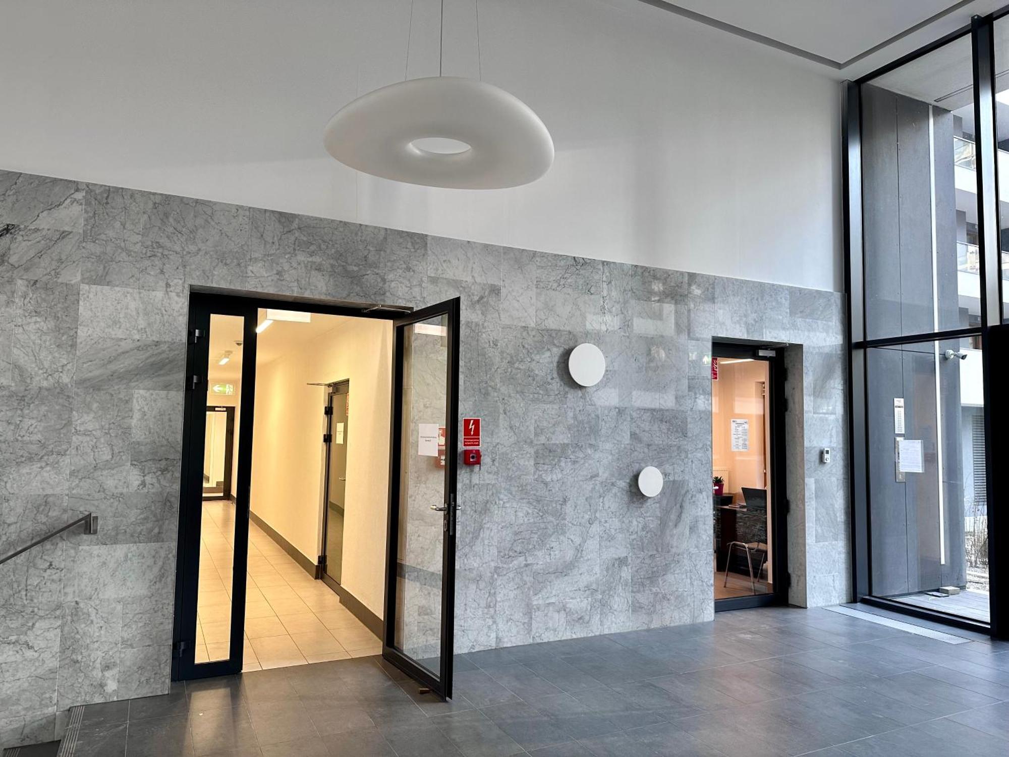 Goldizone Apartament *